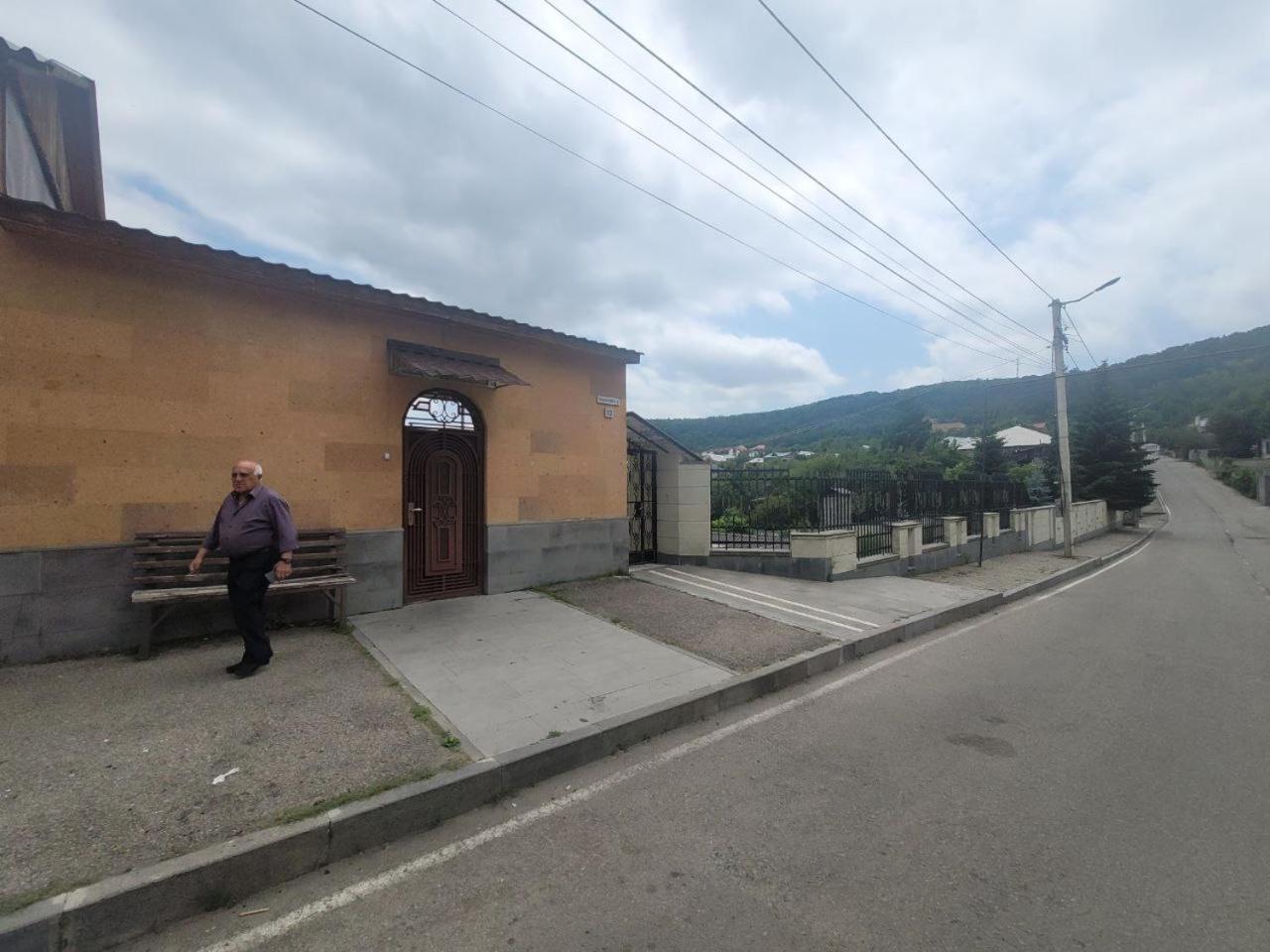 Tsaghkadzor Inn Guest House Екстериор снимка
